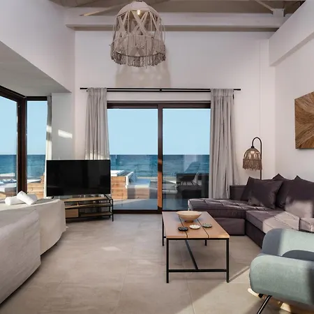 Kavo Seaside Luxury Apartment *